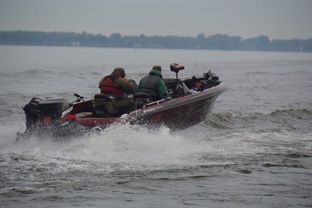 CCB7D9F2-7AEB-4679-BAFF-BB4E1CAABC68