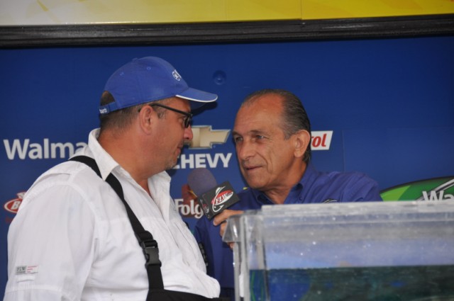 CCFCBA85-AF34-4DA9-8298-9ACD83962725