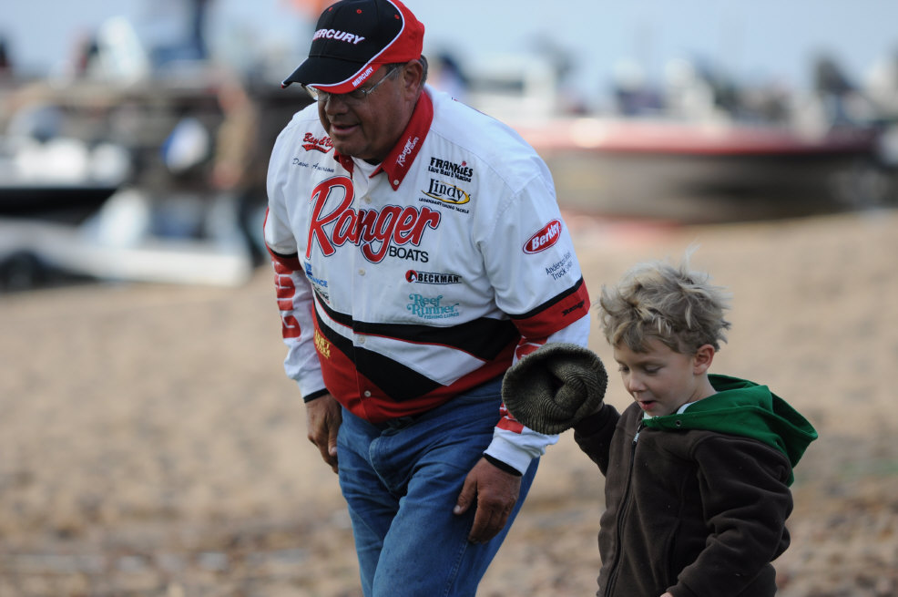 CD057E7E-586C-4631-8858-85C0E4127EB0