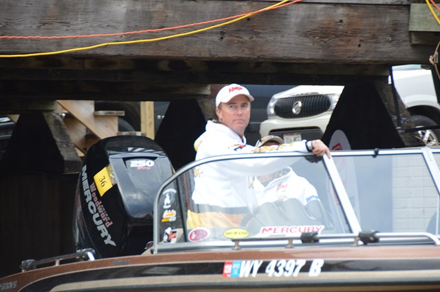 CD33942F-FDC0-4D1C-AE54-B0B7710F4F38