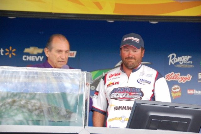 CD4030B0-3244-4984-BEBB-5F39A37B2192