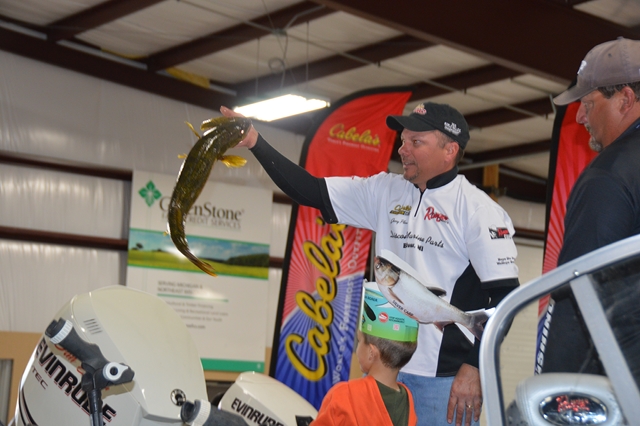 CDB682EE-60BF-4B25-BB4E-B39517BC08B3