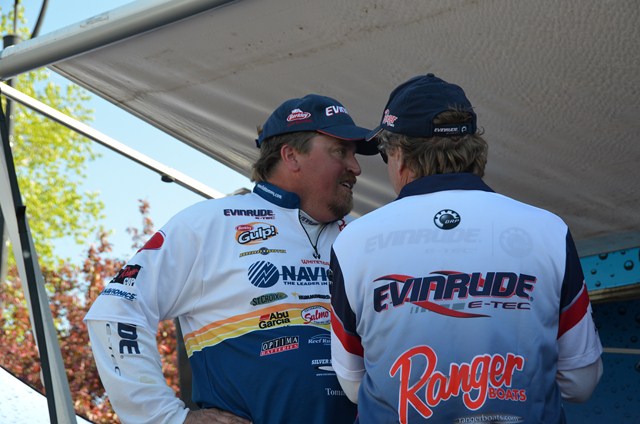 CDCF72F5-159A-401B-BD15-F5BCA9A79A33