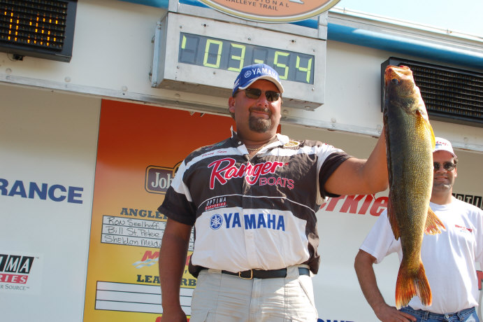 CE01E3EF-D10E-4DC0-A70E-4C0D945EFFF4