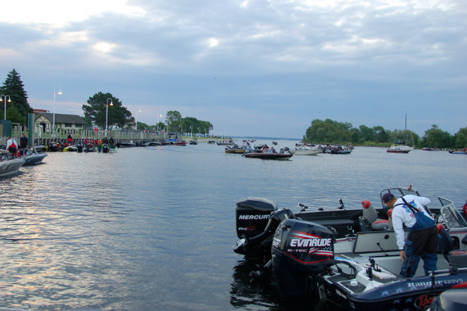 CE28F86E-3604-4951-9046-586AC7323B0D