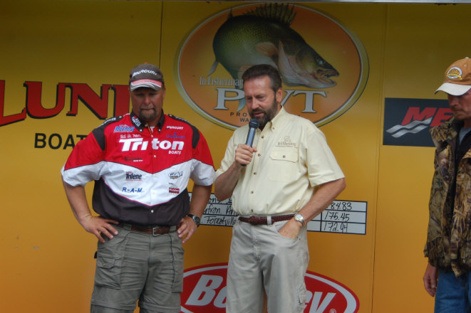 CE3649EE-2E13-4A56-AF66-6FAF6C257B22