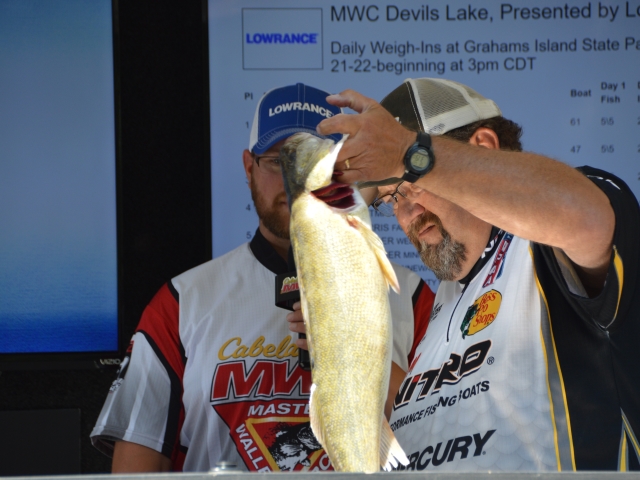 CE5904F7-74B8-441D-AF7B-AEB96A907737