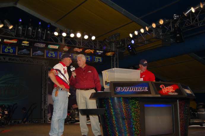 CE851CE2-3AE5-449C-BB4B-5E5B55B91356