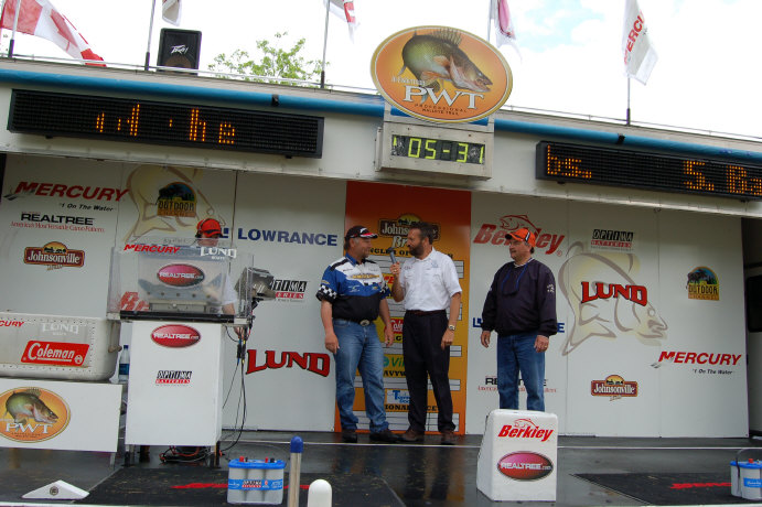 CE86C439-5FC6-4486-A022-95D46BAD38CC