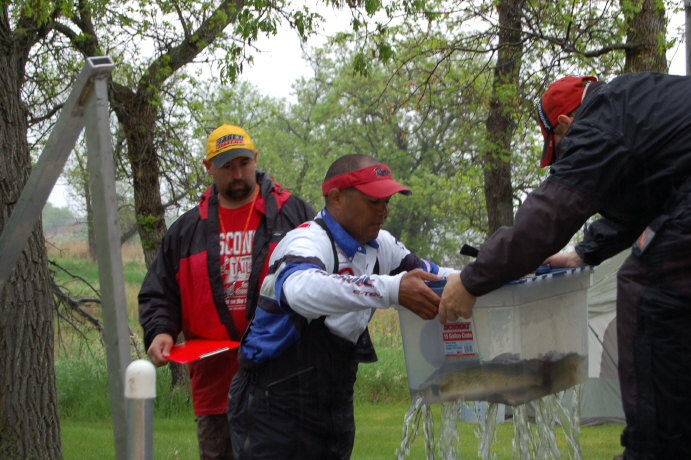 CEAC3C40-747A-44E3-8553-57198675D31A