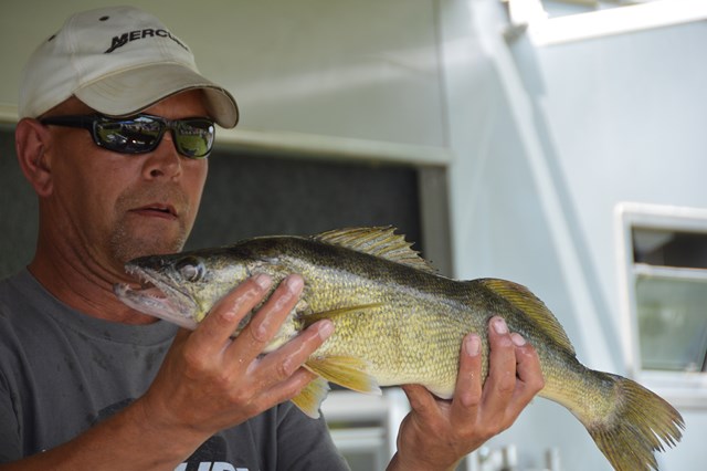 CEB357EC-E9B5-418D-8F98-9F9D08C8216B