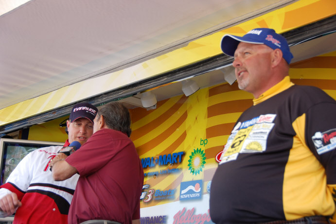 CEE03001-94B8-42DE-B3CC-9FACB89FCC4F