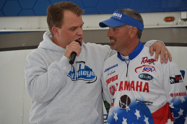 CEF150E4-2BCA-4C55-A803-E6FBC96AFF21