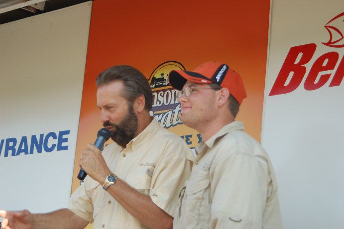 CEFC392E-4A8D-4DAE-ABAB-93D647481933