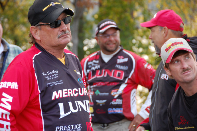 CF1D72D0-F503-4881-B06F-FA7E1208C20A