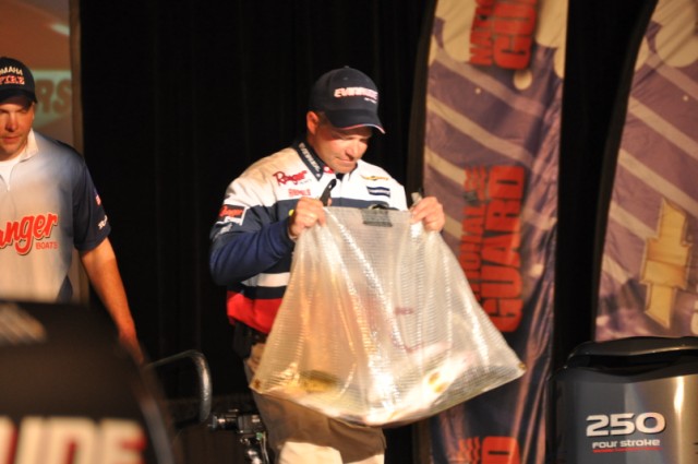 CF1EF2A0-536E-43EE-AB6D-9D8C1C2D5B74