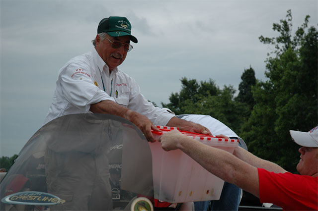 CF5BAB71-41FA-4F71-A10D-6F7A36872F4B