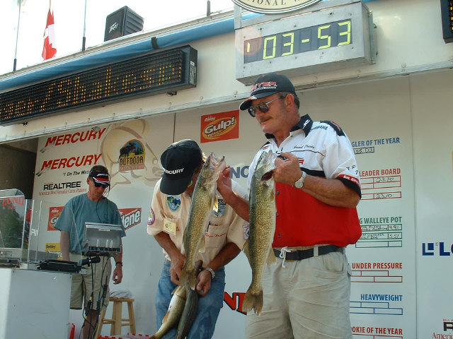 CF7356A2-695D-415C-B4A5-D4003DFBE6B1