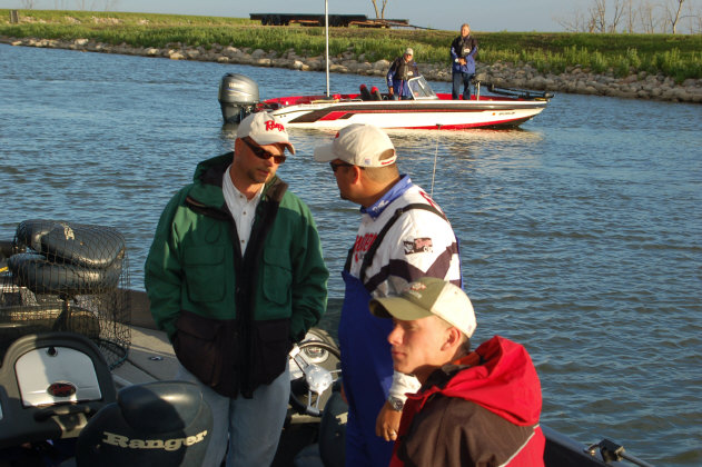 CFF243B3-64B8-444F-8BA6-FFF22F71CBC8