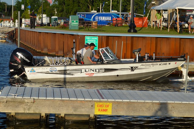 7589F62A-212F-46BB-B4D6-D378E5D0F588