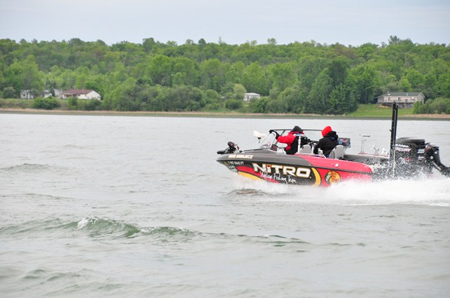 78AD1D6B-C4C8-4EE7-8F16-1F54D8195BCA