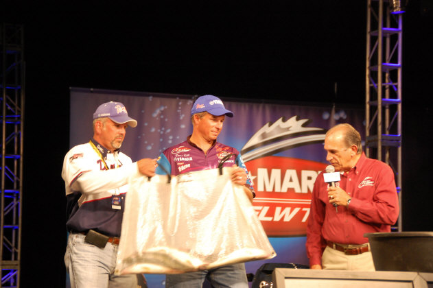 3F1FC762-8C13-4799-AAA4-364A67FDDA35