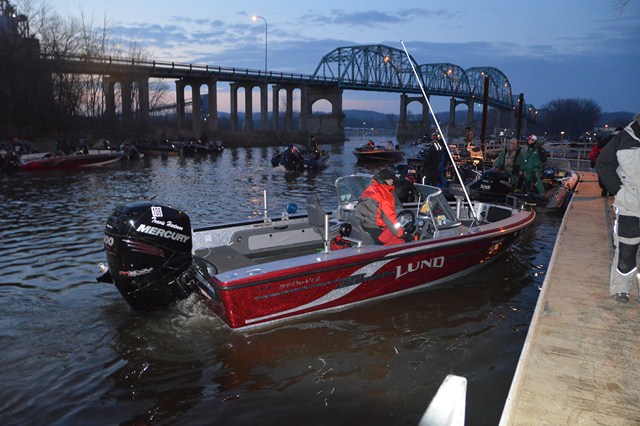 E649D57B-D77A-420B-B6B4-D2D0B7E98971