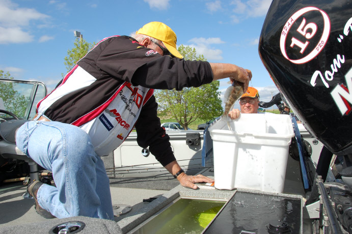 D03F52A7-3AB1-4FF6-939F-5E6D3BE34886