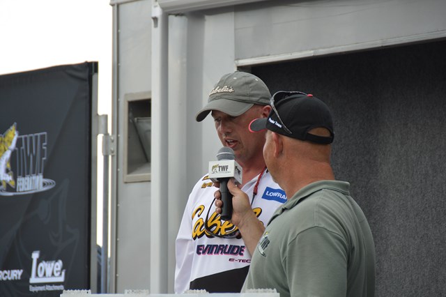 D04DEBFC-2CF5-42EA-8C4B-2006D340CB59