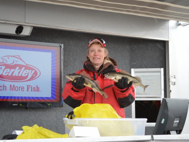 D04F6611-C5E3-4C2E-9C25-2FFF1B82C446