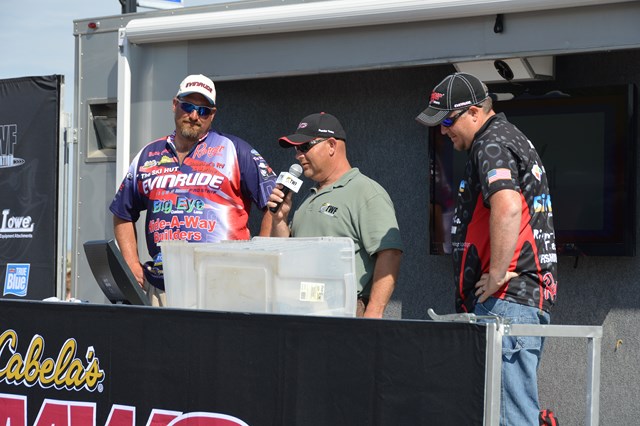 D096A4EB-D840-4BBF-B482-C7E152D621BC