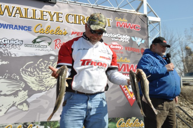 D0A23F70-EDBD-4F5F-B9B8-ACDFB96AE573