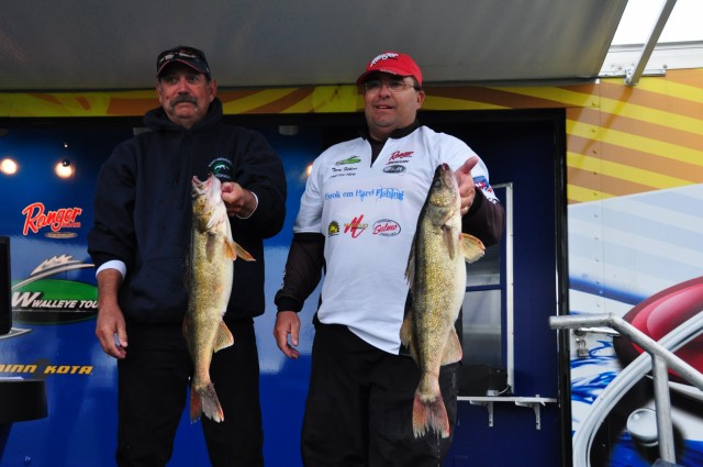 D0CD9145-6770-4AA8-BCAF-7449E5B0A77A