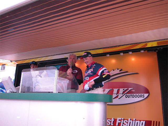 D10143E5-F229-4D87-A8F4-D09FA381DB03