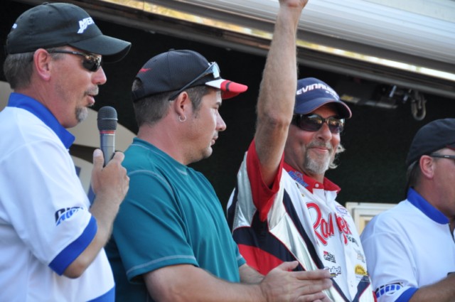 D107A8A0-51E1-4098-AD59-1FED49BDBEDB