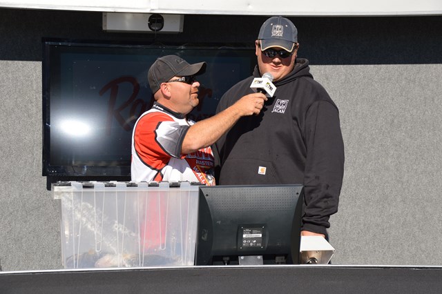 D14663EA-04E9-4D1B-A4A1-793F4D37FF8B