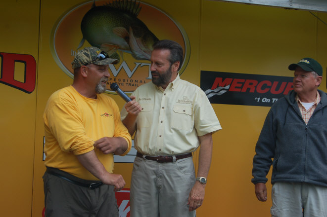 D14CE58F-7209-4B2D-8734-A0D2800D4E86