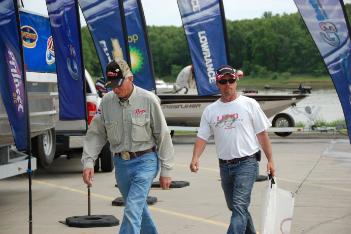 D1727D58-9BAA-43FC-89D9-AD081315BA36