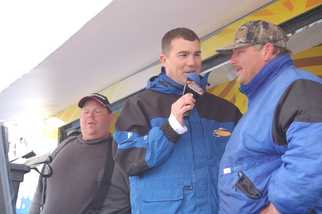 D17DECCE-C70A-4325-80C4-52B80ECC28DD