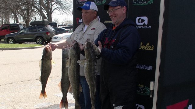 D1E73757-75A3-4086-A8A0-383C7BB3EF69