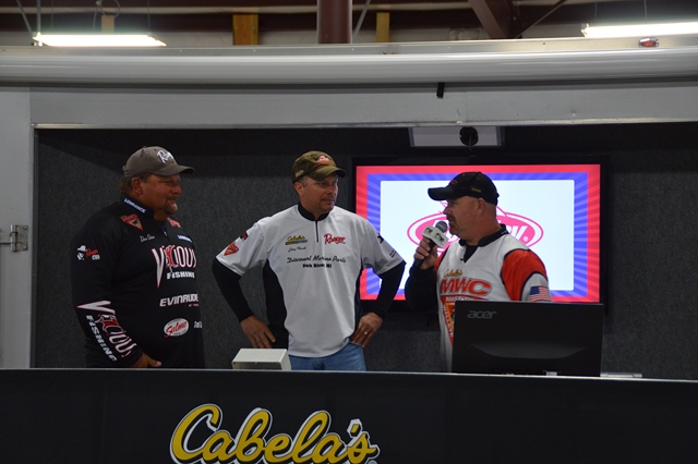 75DC2610-25AC-4F0E-97A5-3B964820A6EA