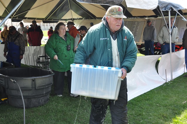 D2194496-5744-47DD-ACD9-16F3D4085307