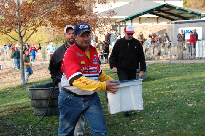 D254EB16-B9F0-49A7-8EDD-8B68EA1604C4