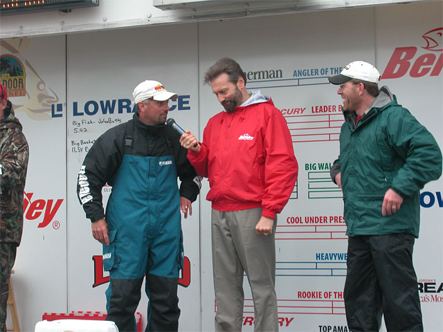 D26EB6F2-762B-4343-B769-FB2D006F3C69