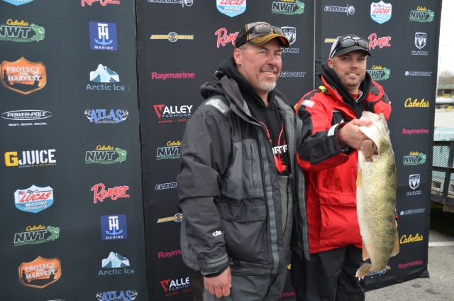 D278D0BA-2831-440B-B907-D7D62E6B2E55