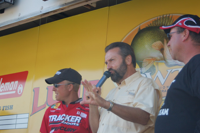 D2BB07F6-DF36-4B99-81D6-38C4D38CDDFC