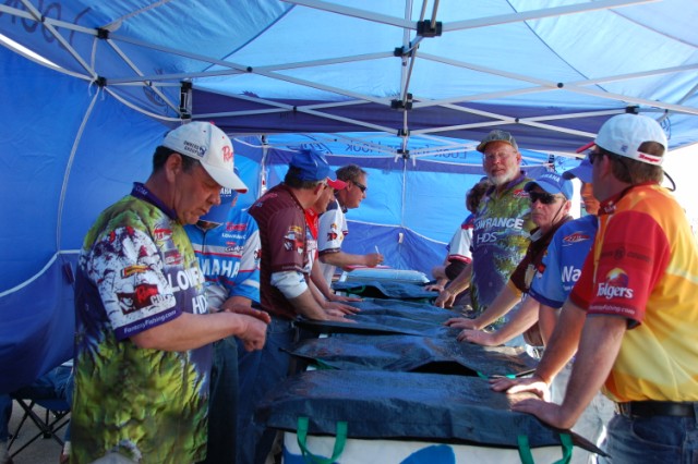 D2E418B9-E3D2-4A1C-8E62-8444E55D54D7