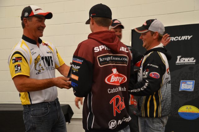 D34404FF-AE29-4F3D-B1E4-06F5401CC79F