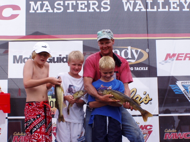 D3580B99-3AC3-4EE0-AE0B-1229D3127E7B