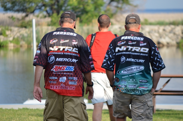 D38E121D-2FA2-4840-AE8B-94BB934F2524